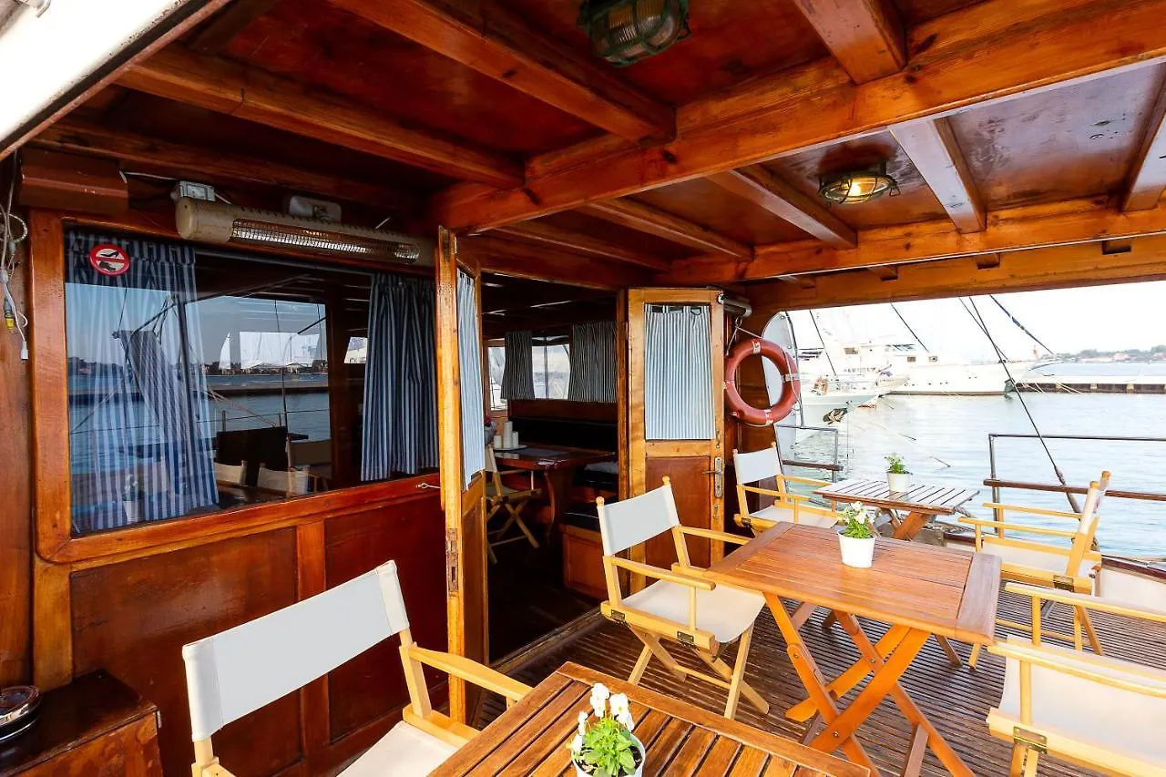 Hotel Venezia Boat & Breakfast Caicco Freedom Italia